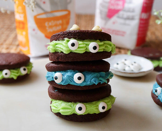 Chocolate biscuit sandwich with googly monster eyes