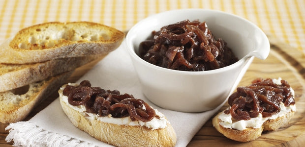 Red onion marmalade on toasted bread